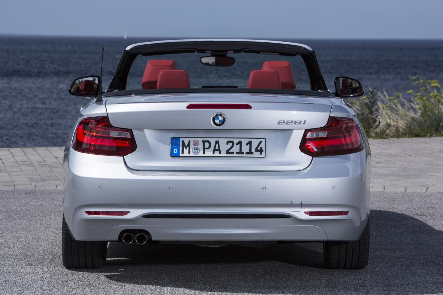  BMW 228i Convertible Sport Line 2014 года  (фото 6 из 66)